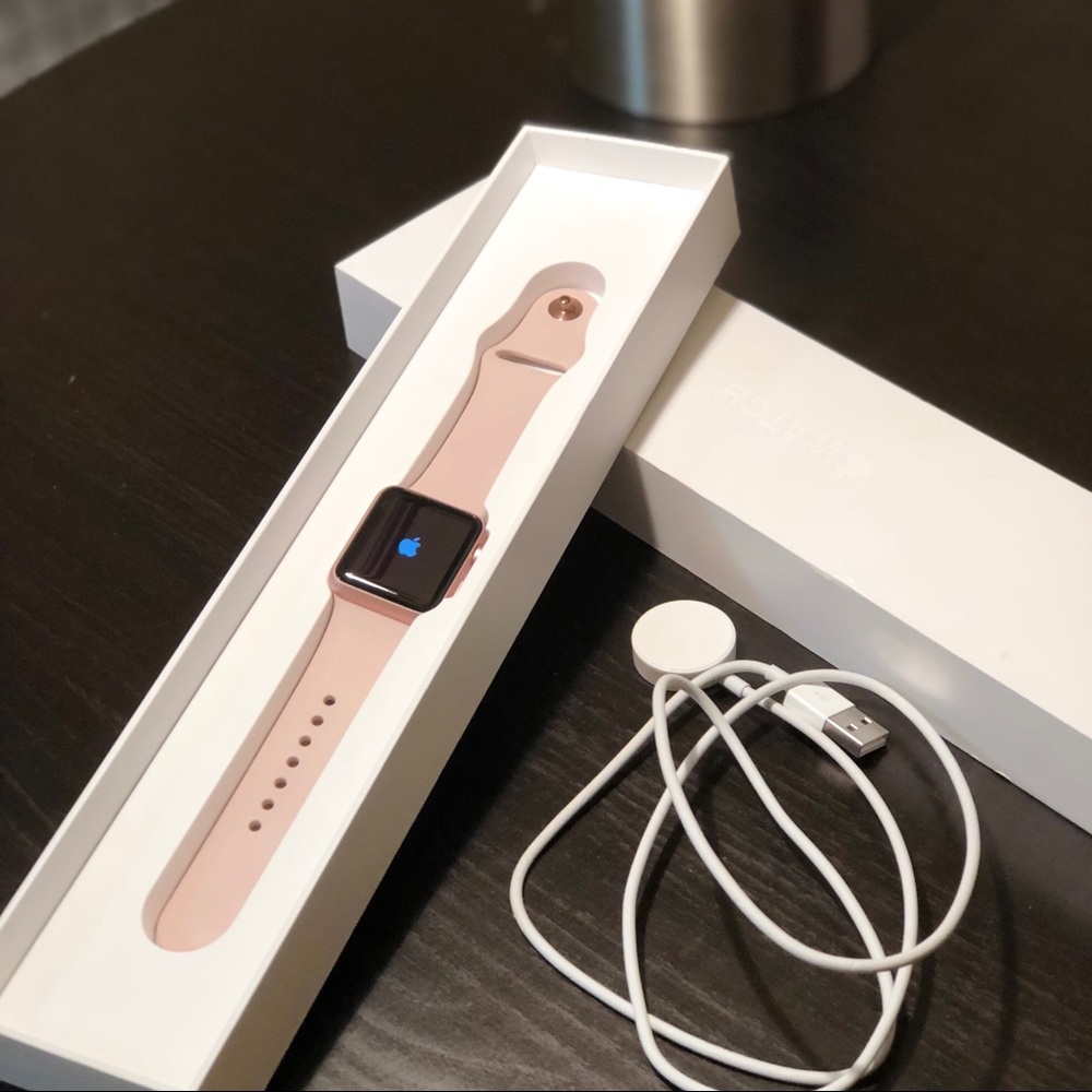 ‼️SOLD‼️ Apple Watch Series 1 Smartwatch (38mm)